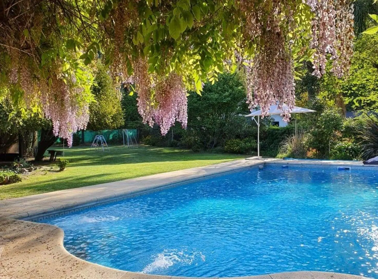 VENTA CASA 7AMB. MASCHWITZ , LOS NARANJOS PILETA 2