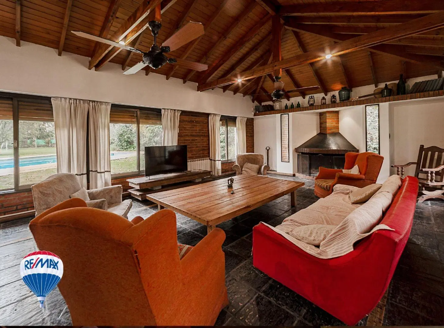 VENTA CASA 7AMB. MASCHWITZ , LOS NARANJOS PILETA 4