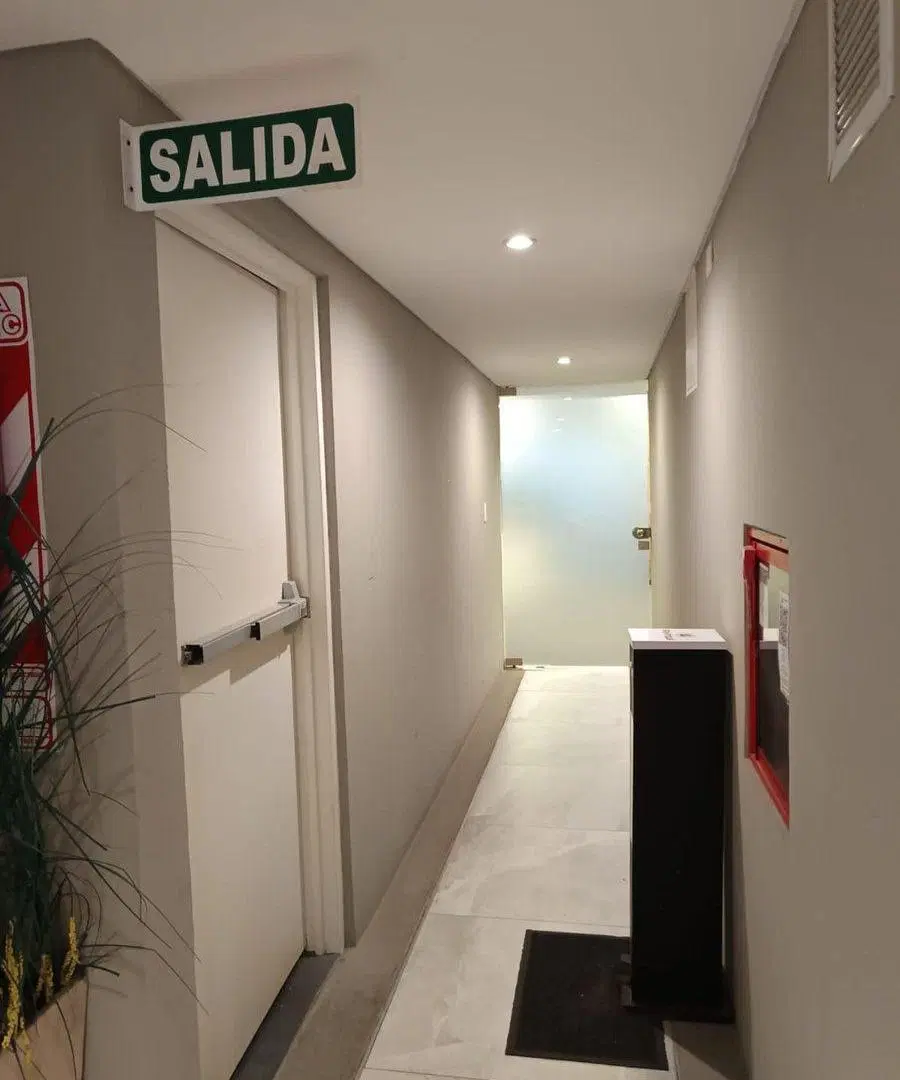 VENTA oficina en PARQUE PATRICIOS 4