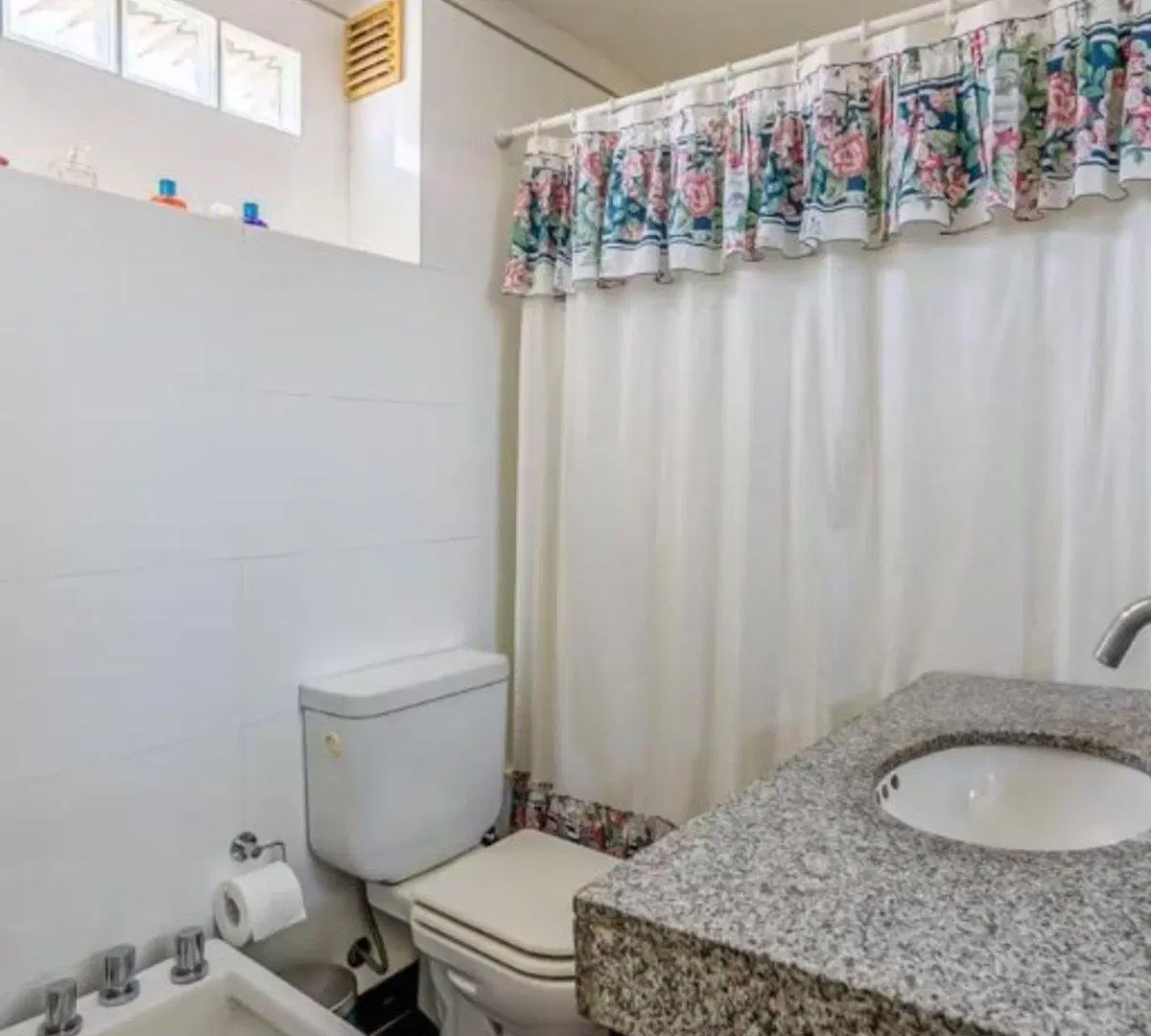 EN VENTA MONOAMBIENTE CON BALCÓN - COGLHAN 2