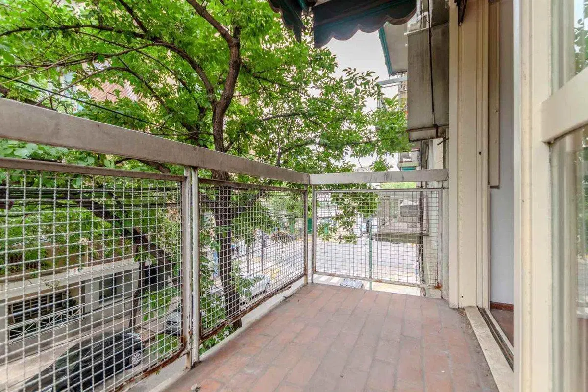 Venta Depto. 2 Amb, c/ balcón Balvanera 3
