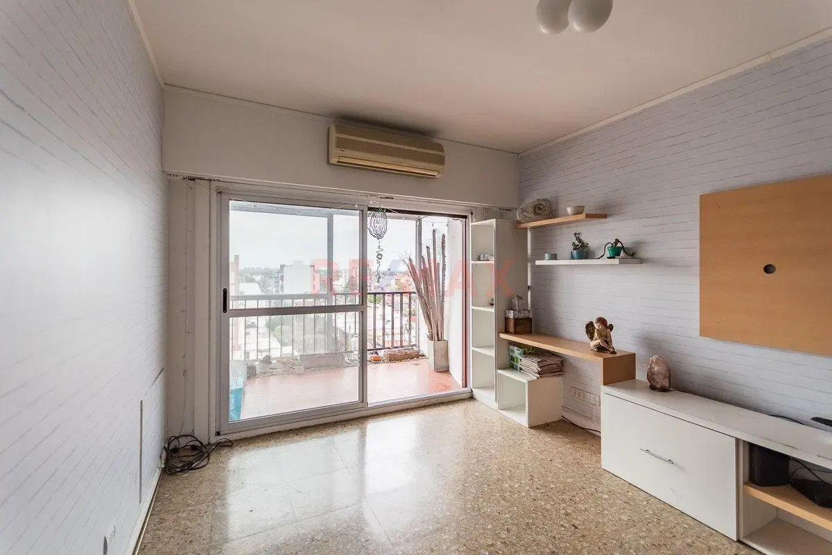 Depto en Venta en Wilde Centro 3 amb - Impecable! 2