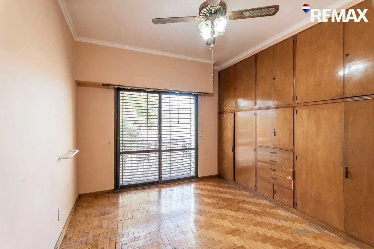 VENTA CASA 4 AMBIENTES VALENTIN ALSINA ASCENSOR 4
