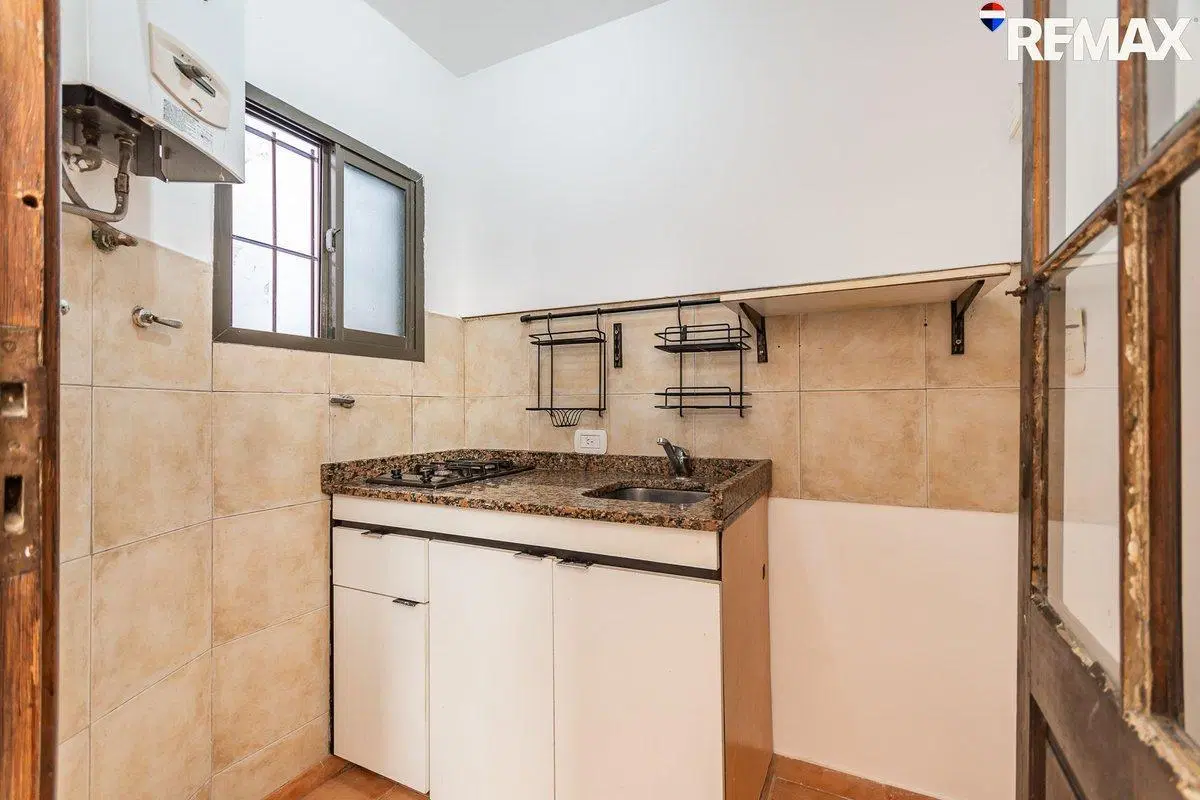 VENTA PH 2 AMB con Patio en BARRACAS 4