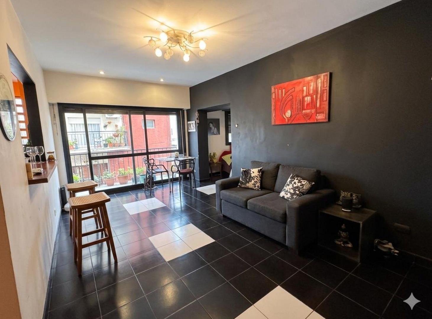 VENTA DEPARTAMENTO ALMAGRO 3 AMBIENTES CON BALCON