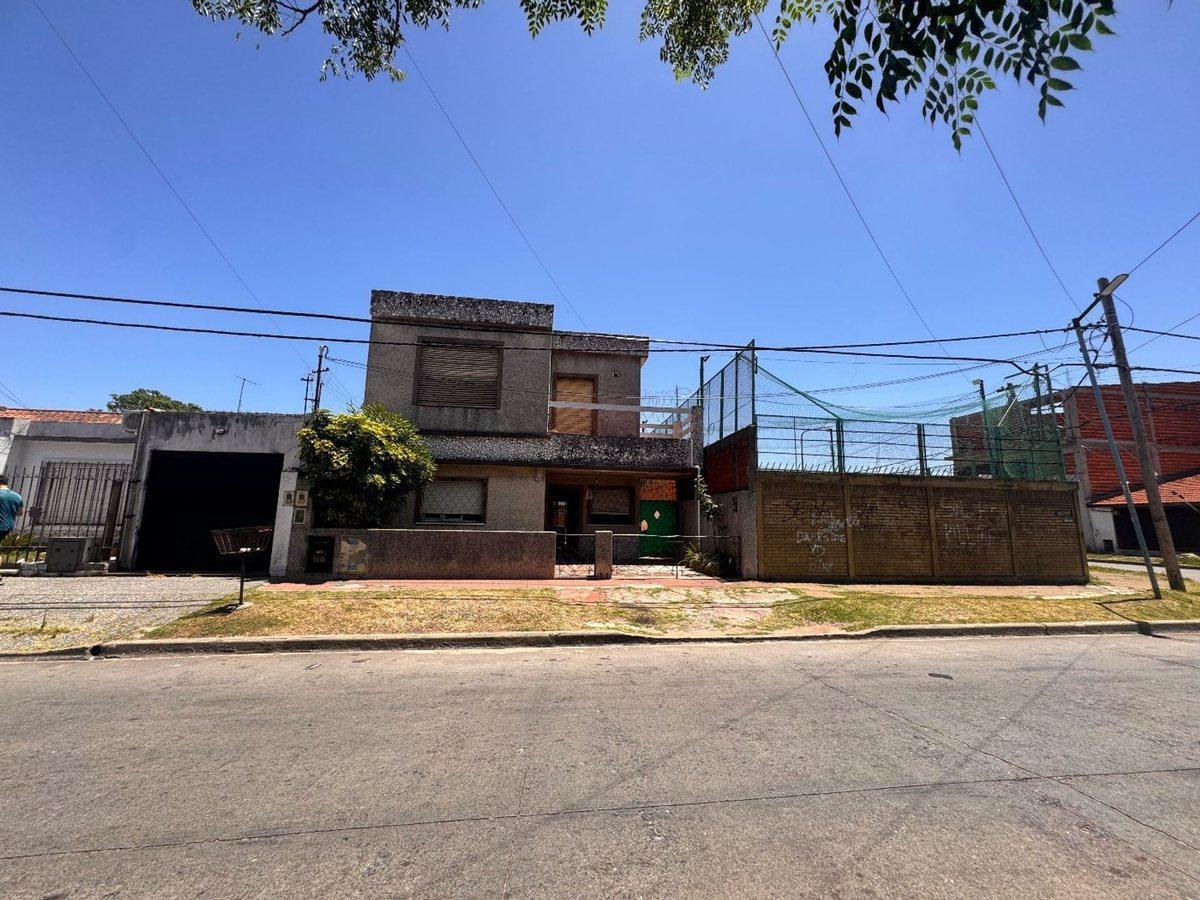 PH 3amb con gran patio libre - Bernal