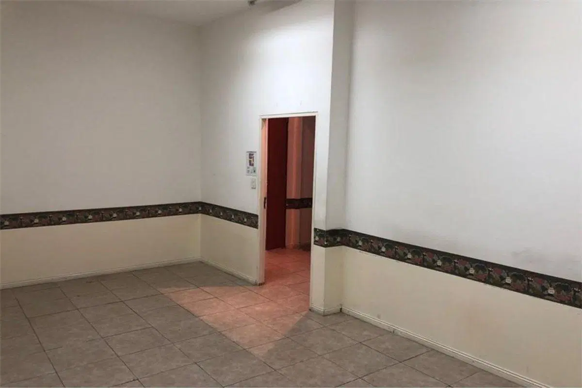 LOCAL - VENTA - MONTSERRAT - 300 M2 5