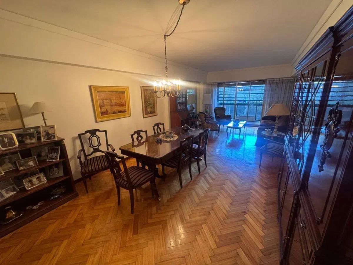 EN VENTA DEPTO 4 AMB EN BARRACAS CON COCHERA Y DEP 2
