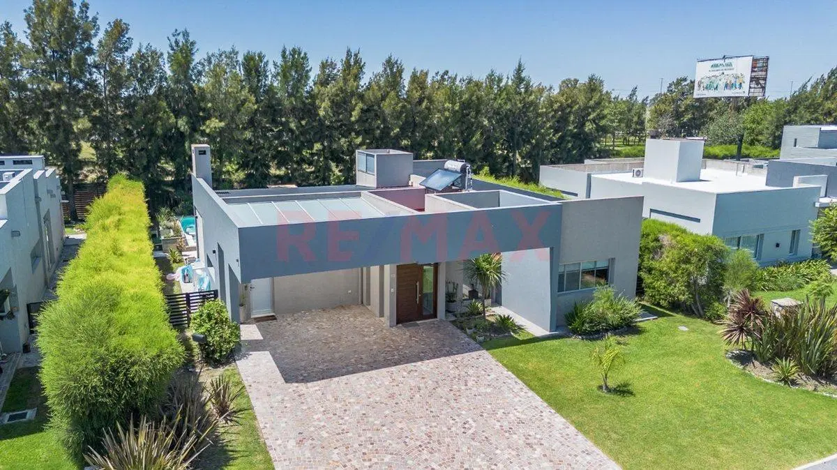 VENTA CASA EN COUNTRY LAS GOLONDRINAS 4 AMB HUDSON 2