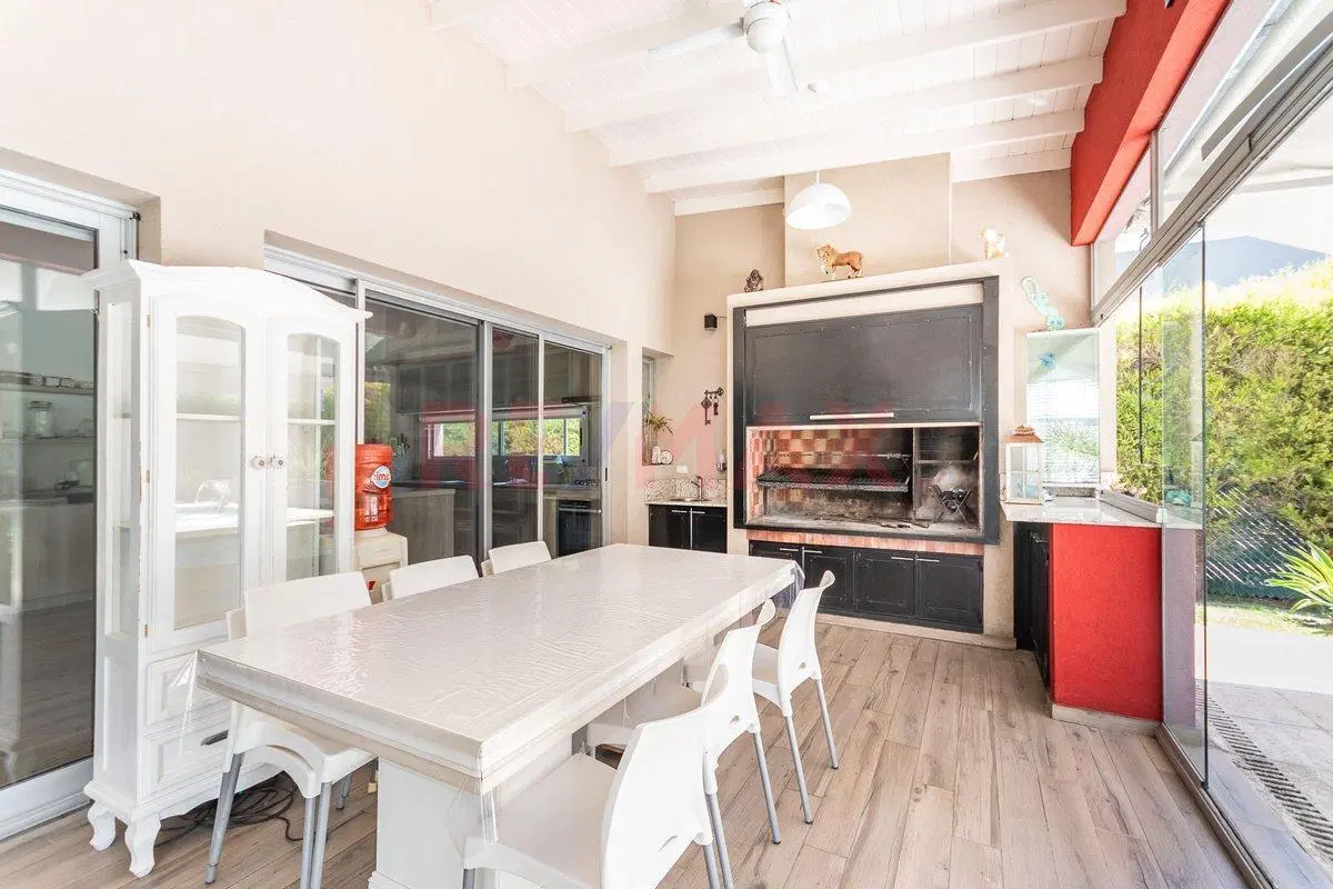 VENTA CASA EN COUNTRY LAS GOLONDRINAS 4 AMB HUDSON 5