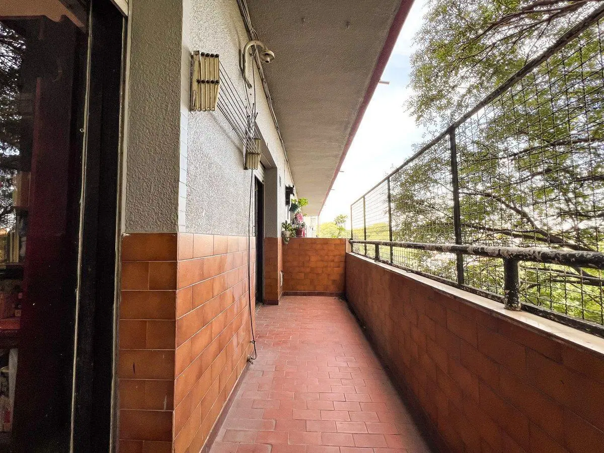 VENTA DEPTO RENTA 3 AMB CON BALCÓN Pque Chacabuco 5