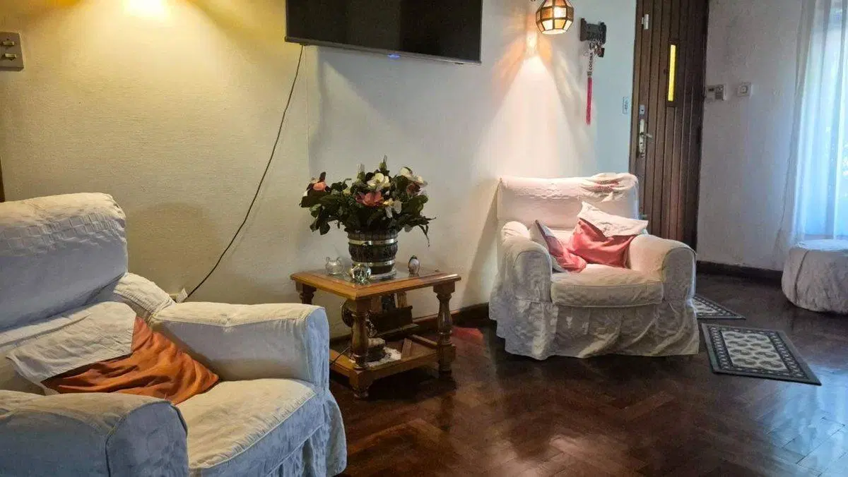 Casa Doble en Villa Adelina cochera  y parrilla 2