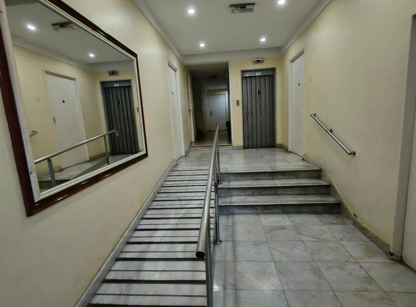 EN VENTA DEPTO 2 AMBIENTES CON BALCÓN - PALERMO 5