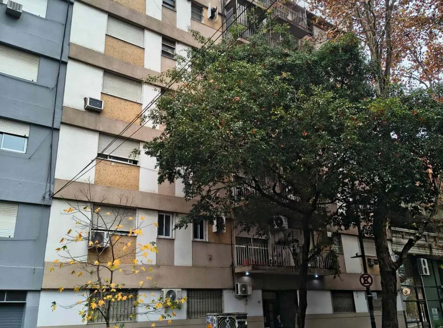 EN VENTA DEPTO 2 AMBIENTES CON BALCÓN - PALERMO 4