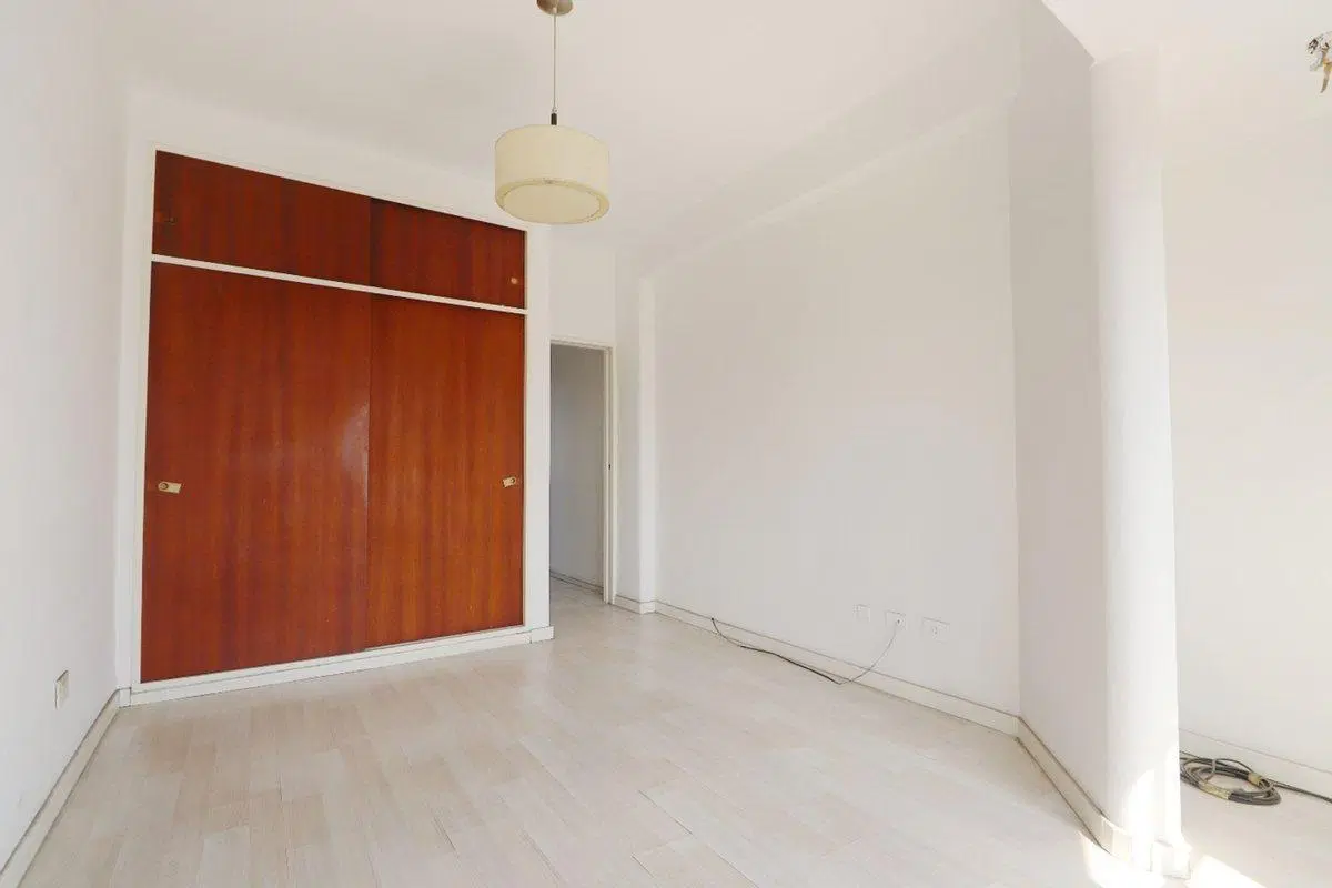 Departamento venta de 4 amb + escritorio Ciudadela 8