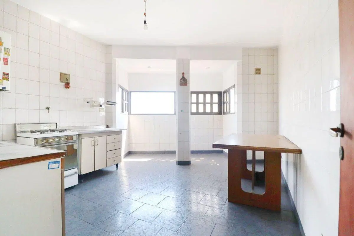 Departamento venta de 4 amb + escritorio Ciudadela 4