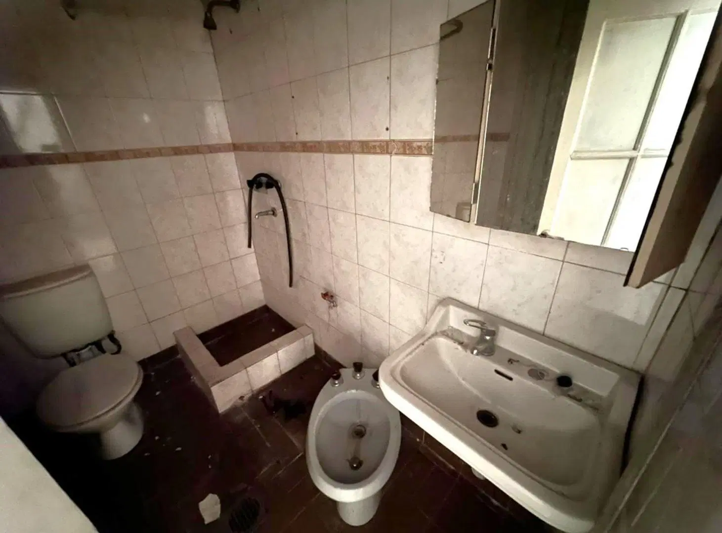 Venta PH 47 m2 Balvanera a refaccionar 5