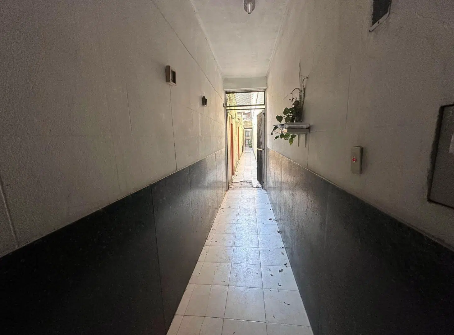 Venta 2 PHs y local en block Balvanera 128 m2 2