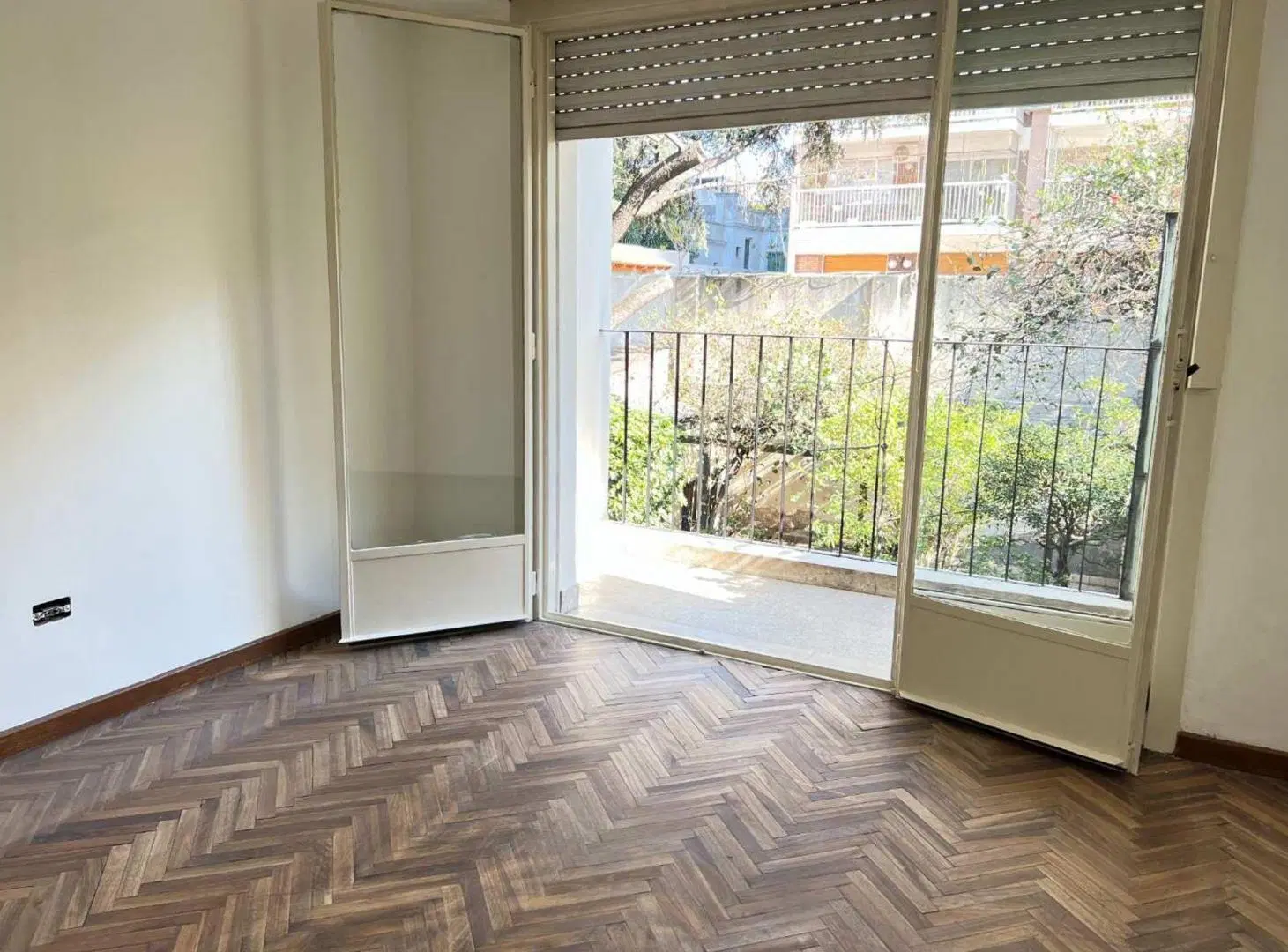 Venta depto 4amb Flores con Balcon 4