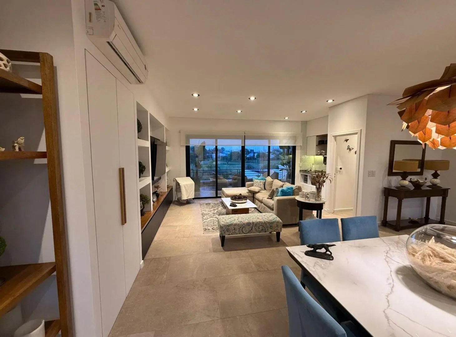 EN VENTA CASA 6 AMB BARRIO SAN RAMIRO - PILAR 4