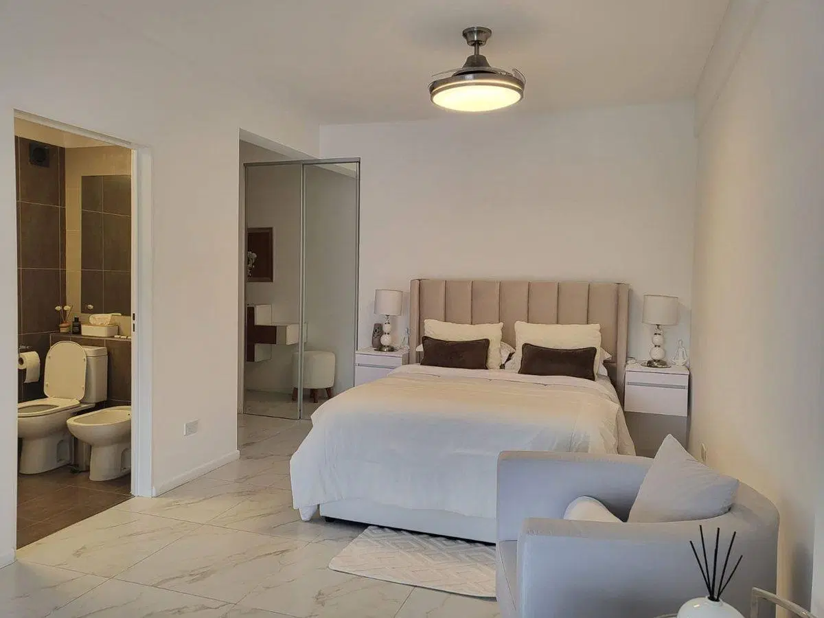 EN VENTA MONOAMBIENTE - FLORESTA 4