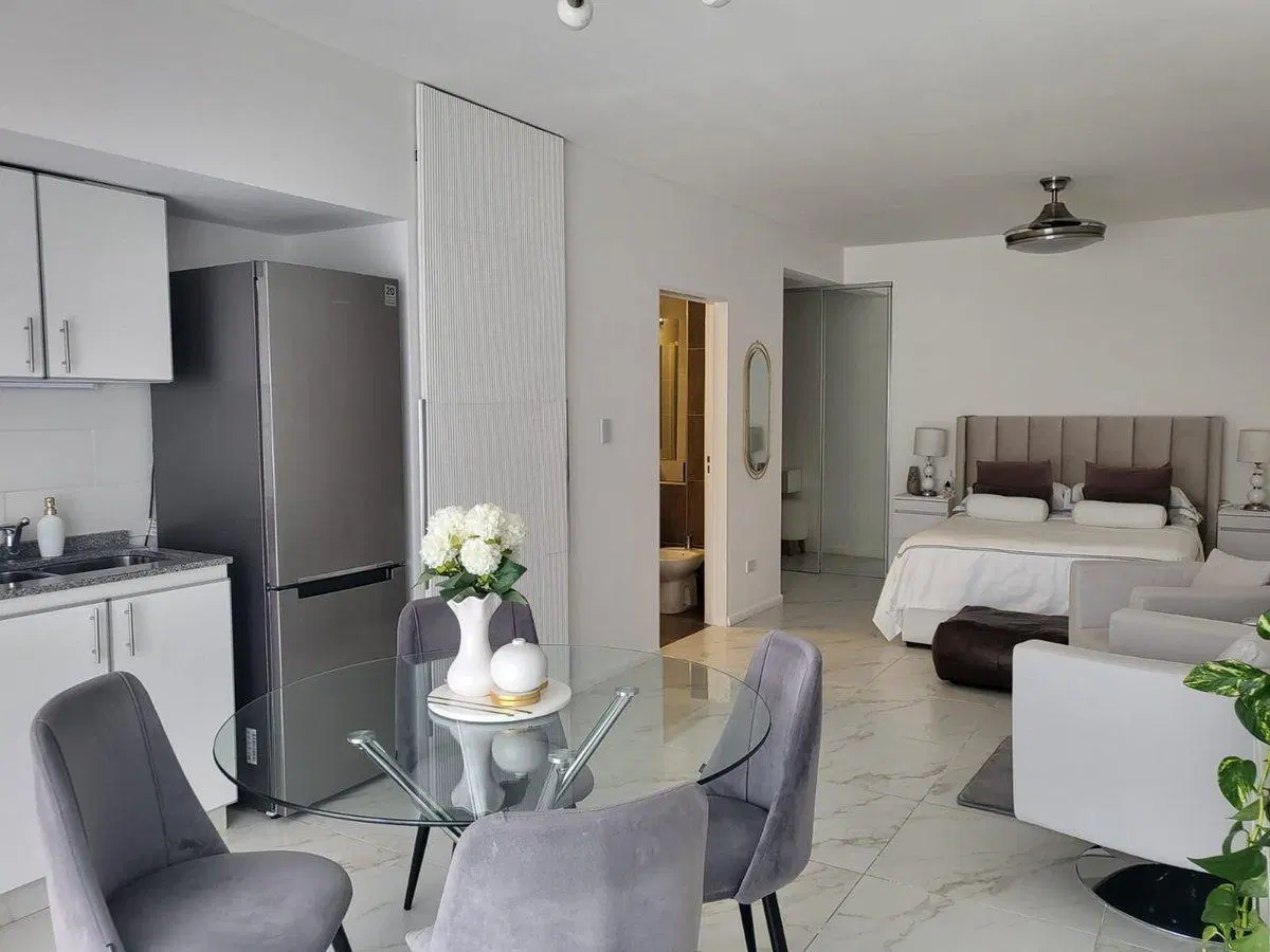 EN VENTA MONOAMBIENTE - FLORESTA 2