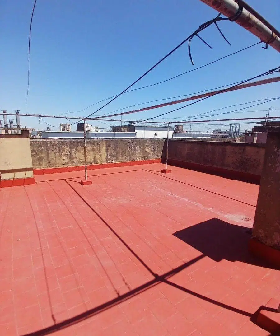 EN VENTA DEPTO 3 AMBIENTES EN PARQUE AVELLANEDA 5