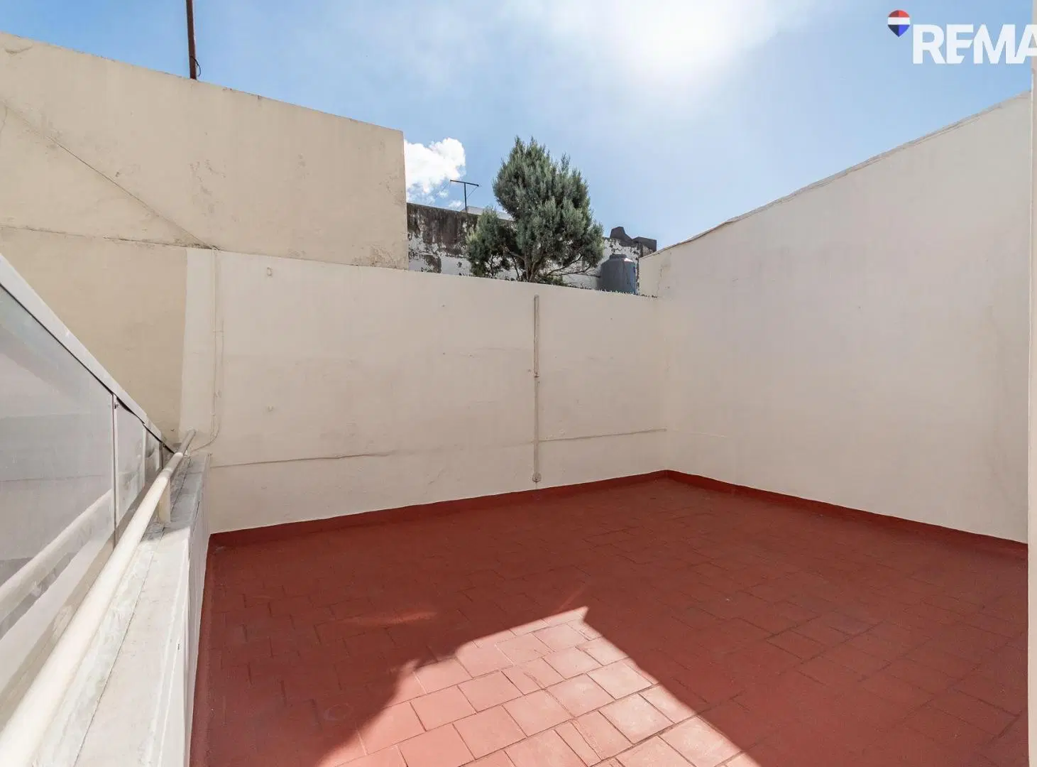VENTA PH 4 AMBIENTES C/TERRAZA Y PATIO PIÑEYRO 2