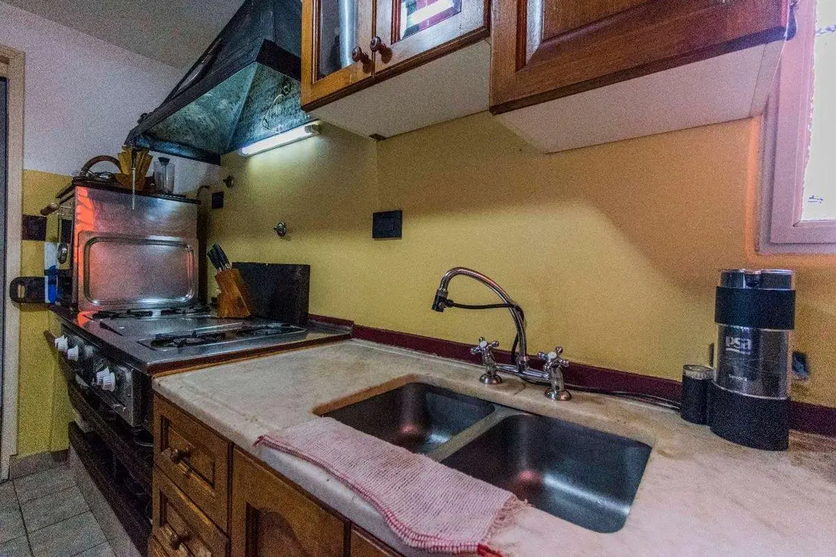 CASA CENTRO  WILDE 4AMBIENTES SOBRE LOTE 370 m2 8