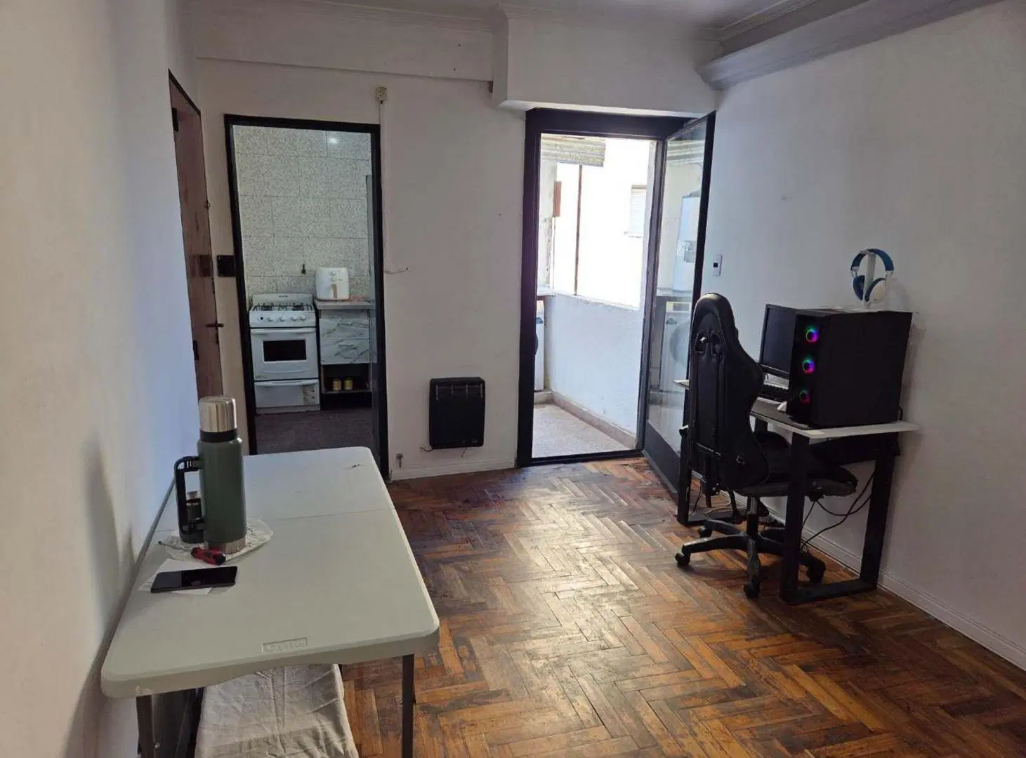 VENTA DEPARTAMENTO 2 AMBIENTES C/BALCON BARRACAS 4