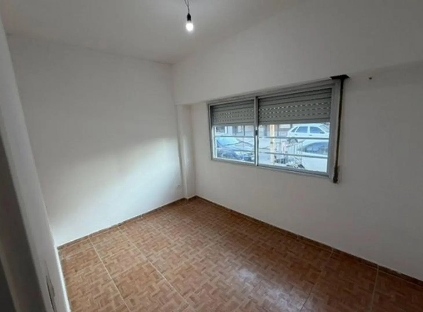 DEPARTAMENTO VENTA 2 AMBIENTES P.B. PATIO COCHERA 2