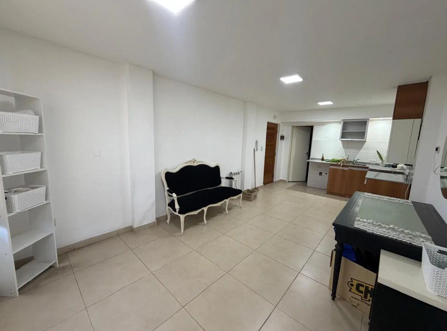 VENTA ADROGUE MONOAMBIENTE  AMENITITES LUMINOSO 5