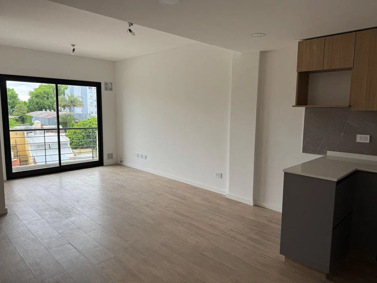 Venta departamento 3 amb A Estrenar - P.Chas 5