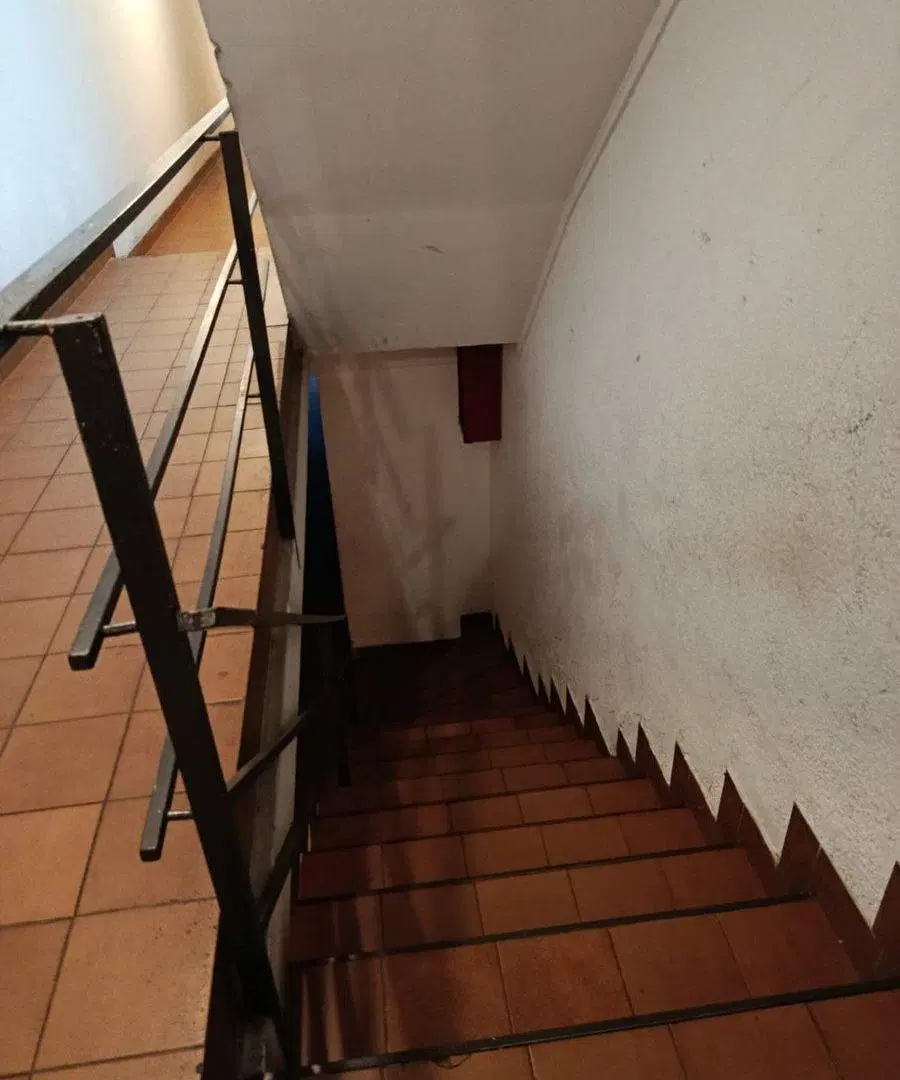 Venta depto 2 amb. Balvanera 1° por escalera 8