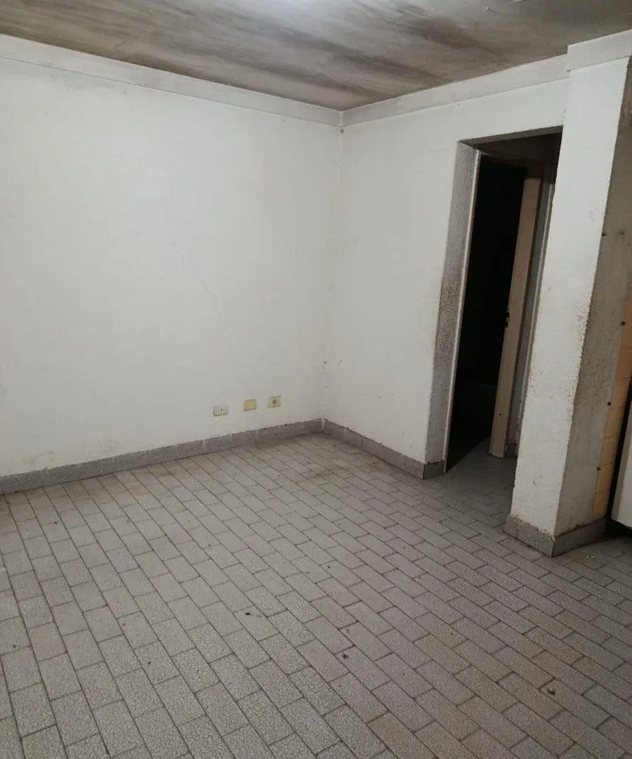 Venta depto 2 amb. Balvanera 1° por escalera 2
