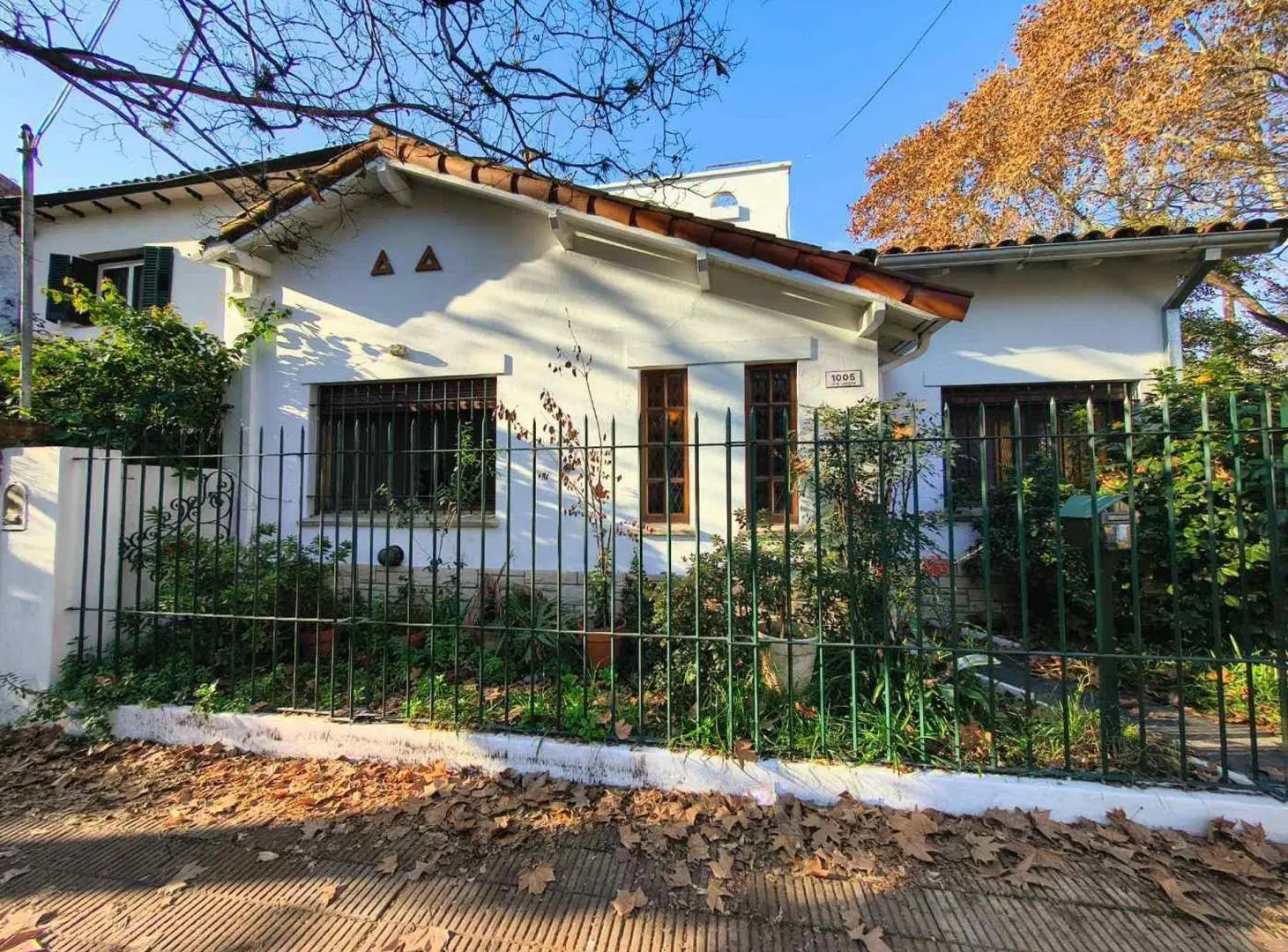VENTA FLORIDA 2 CASAS INDEPENDIENTES EXC UBICACION 2