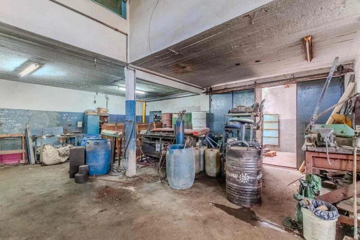 Venta Depósito- Galpón c/Vivienda Mataderos 4