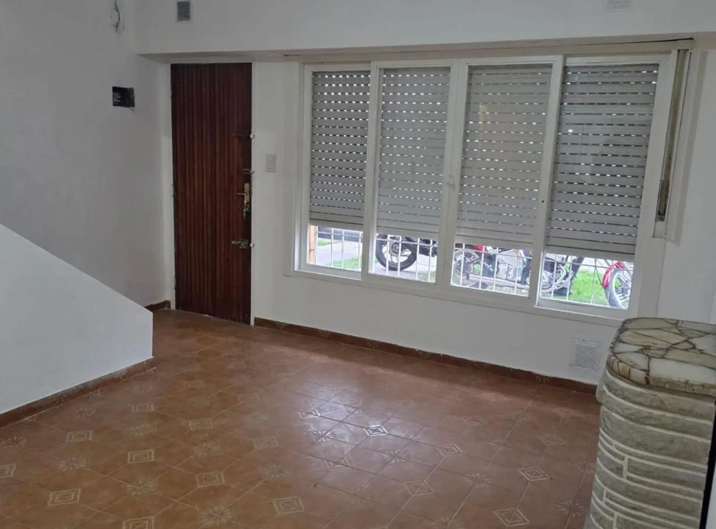 Venta Departamento Duplex 4 Ambientes Villa Tesei 8