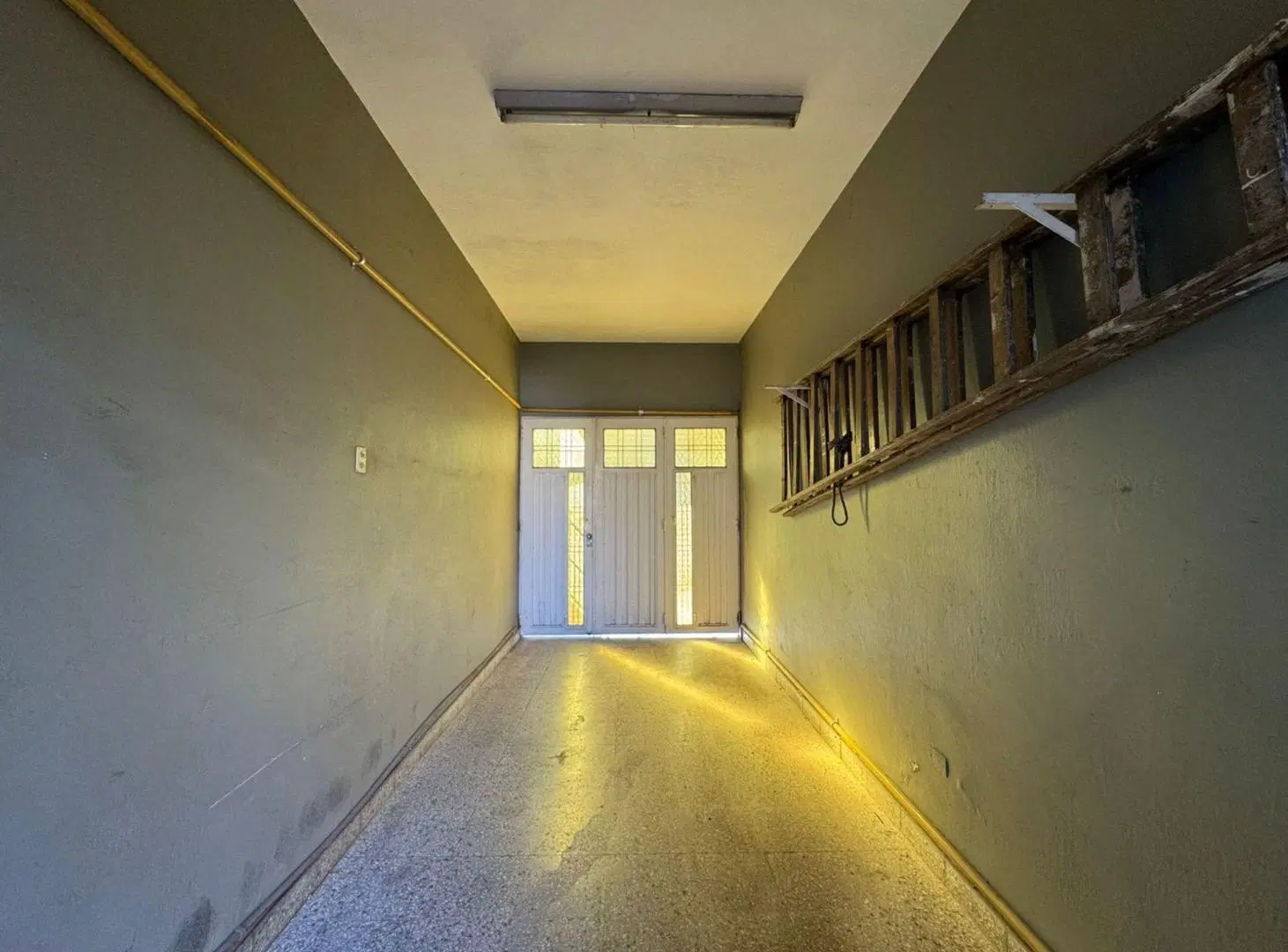 CASA EN VENTA 4 AMB + DEPTO 2 AMB JARDIN V. MAIPU 3