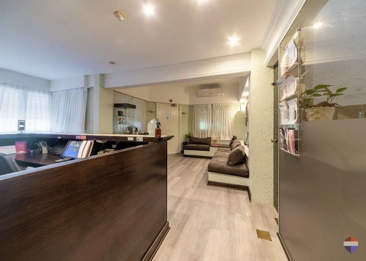 VENTA CASA CHALET APTO COMERCIAL 6 AMB MARTINEZ 2