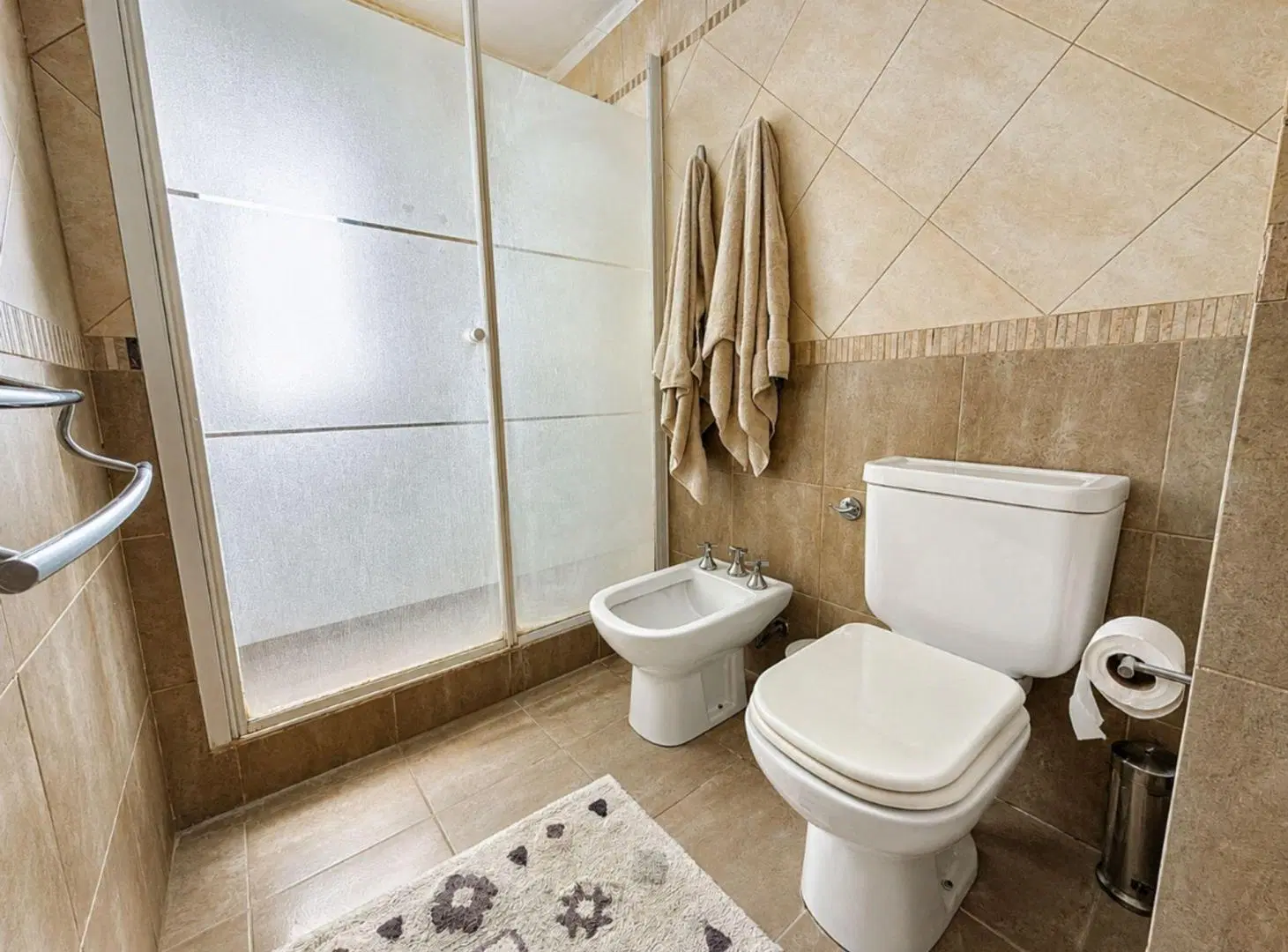 VENTA CASA 6 AMB C/DEP BARRIO CERRADO VILLA OLIVOS 8
