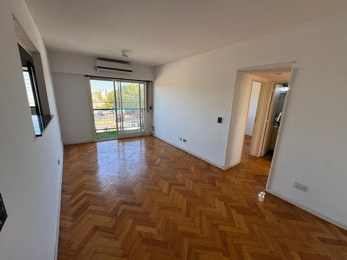 DEPTO 3 AMB EN VENTA EN PATERNAL CON BALCÓN 2