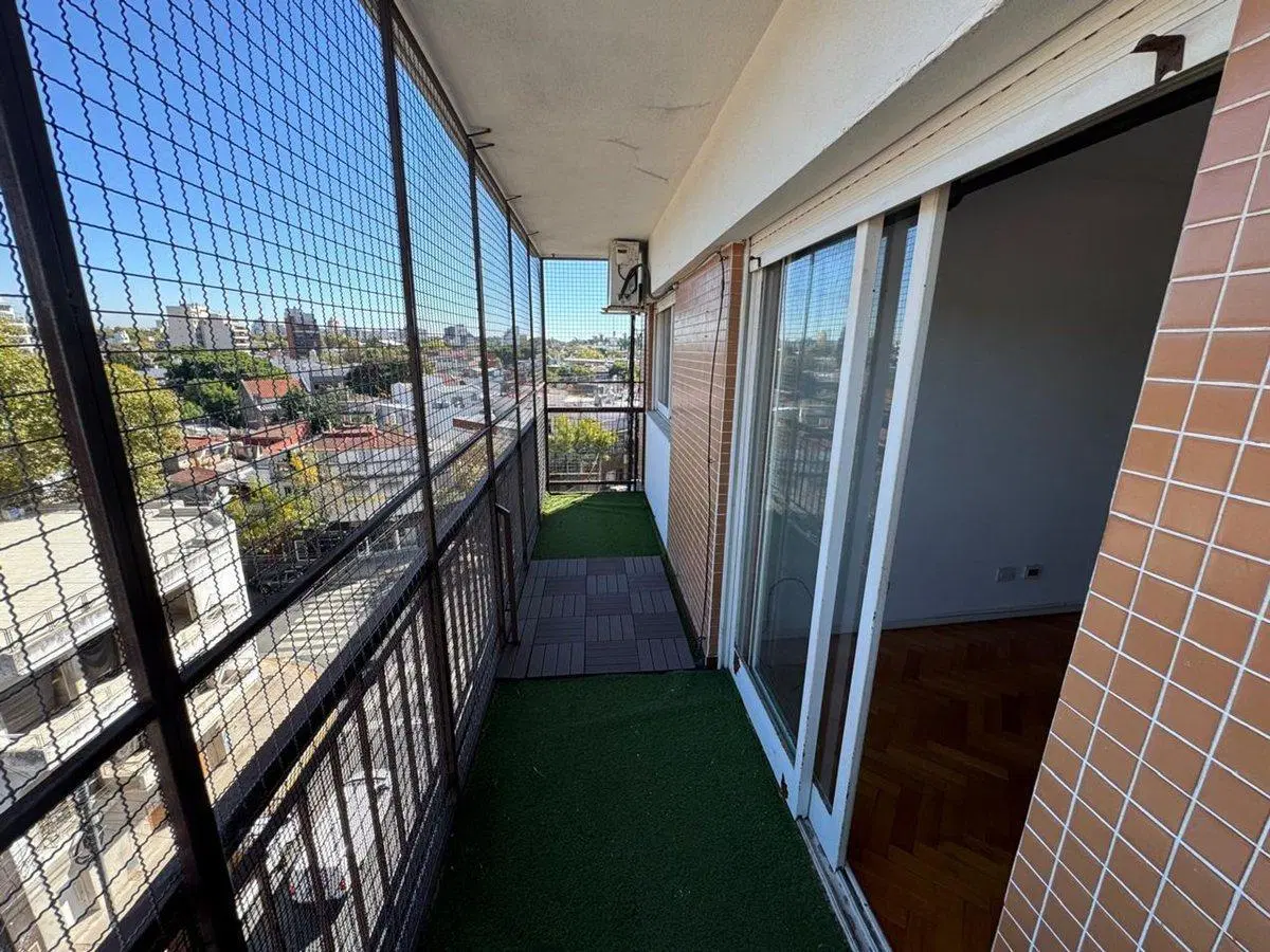 DEPTO 3 AMB EN VENTA EN PATERNAL CON BALCÓN 5