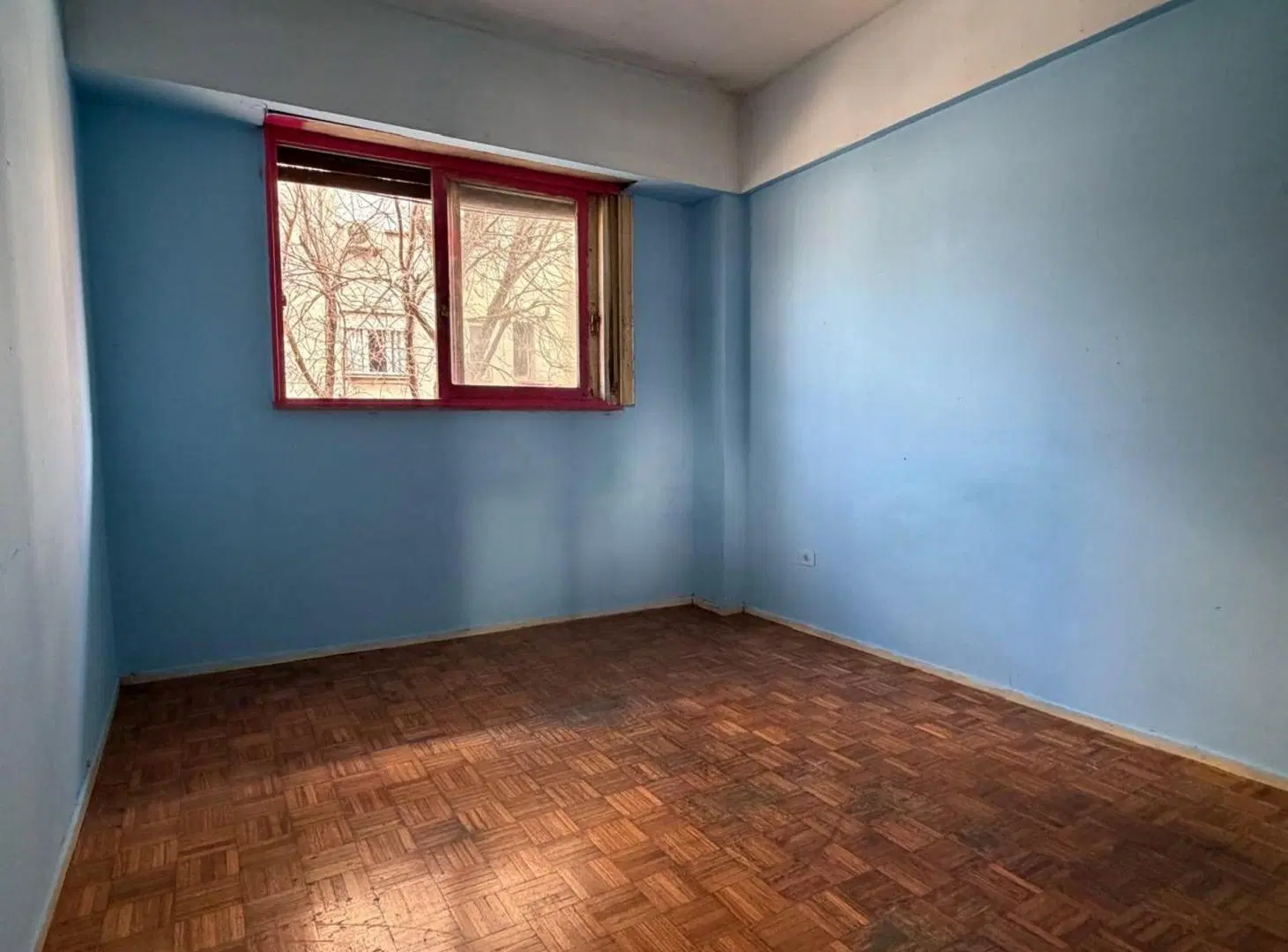 VENTA DEPTO. 3 AMB. A RECICLAR EN "BARRACAS" 8