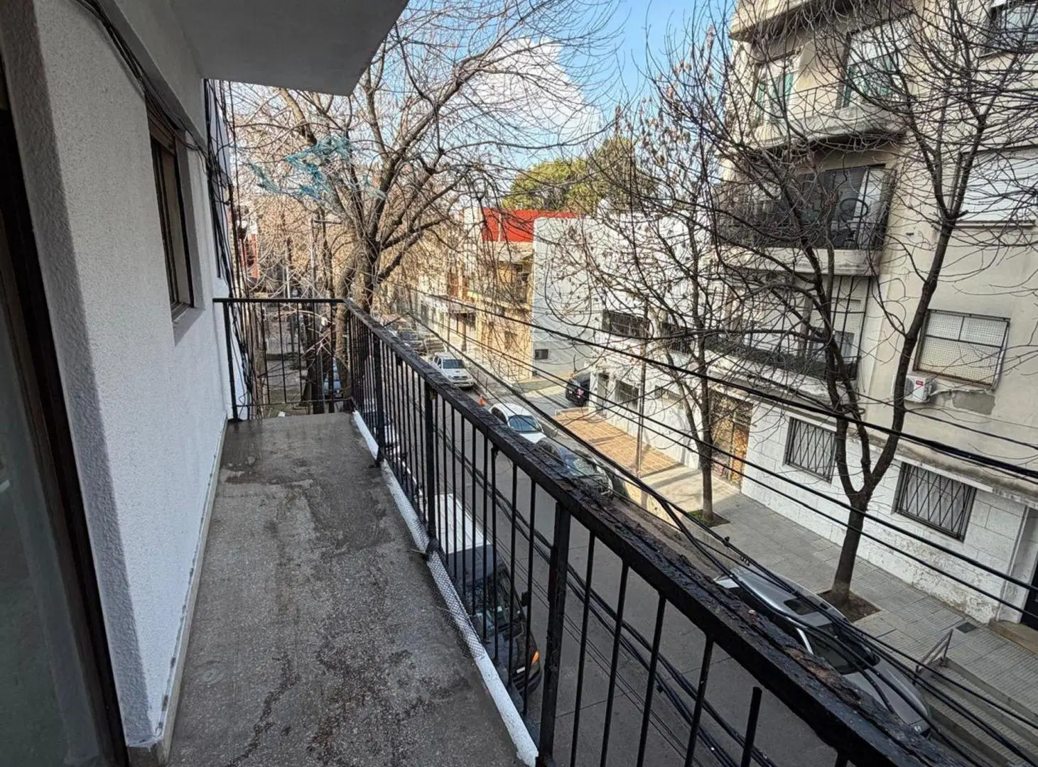 VENTA DEPTO. 3 AMB. A RECICLAR EN "BARRACAS" 5