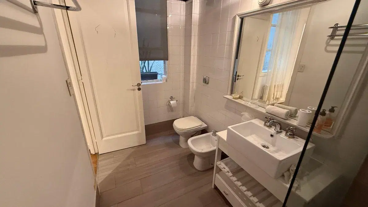 Alquiler 2 ambientes con muebles Arenales Recoleta 8