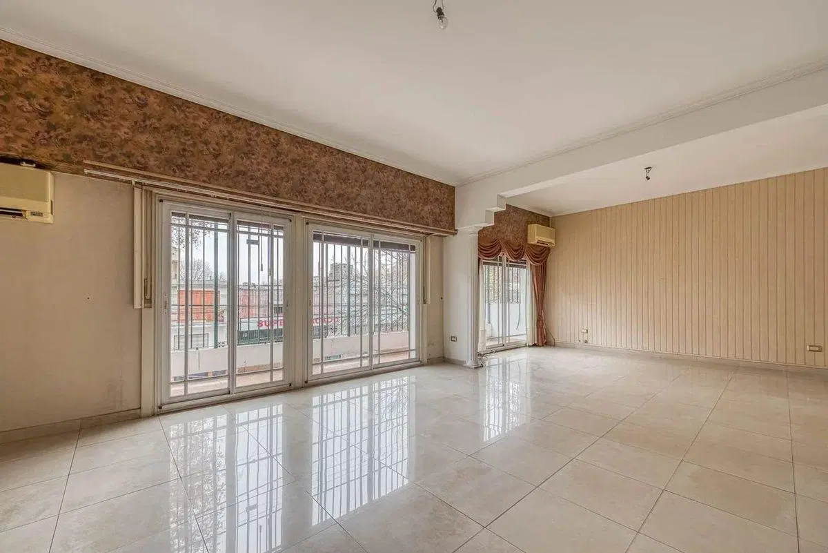 Venta Ph 3 amb c/ Dep P Patricios Gran Patio 2