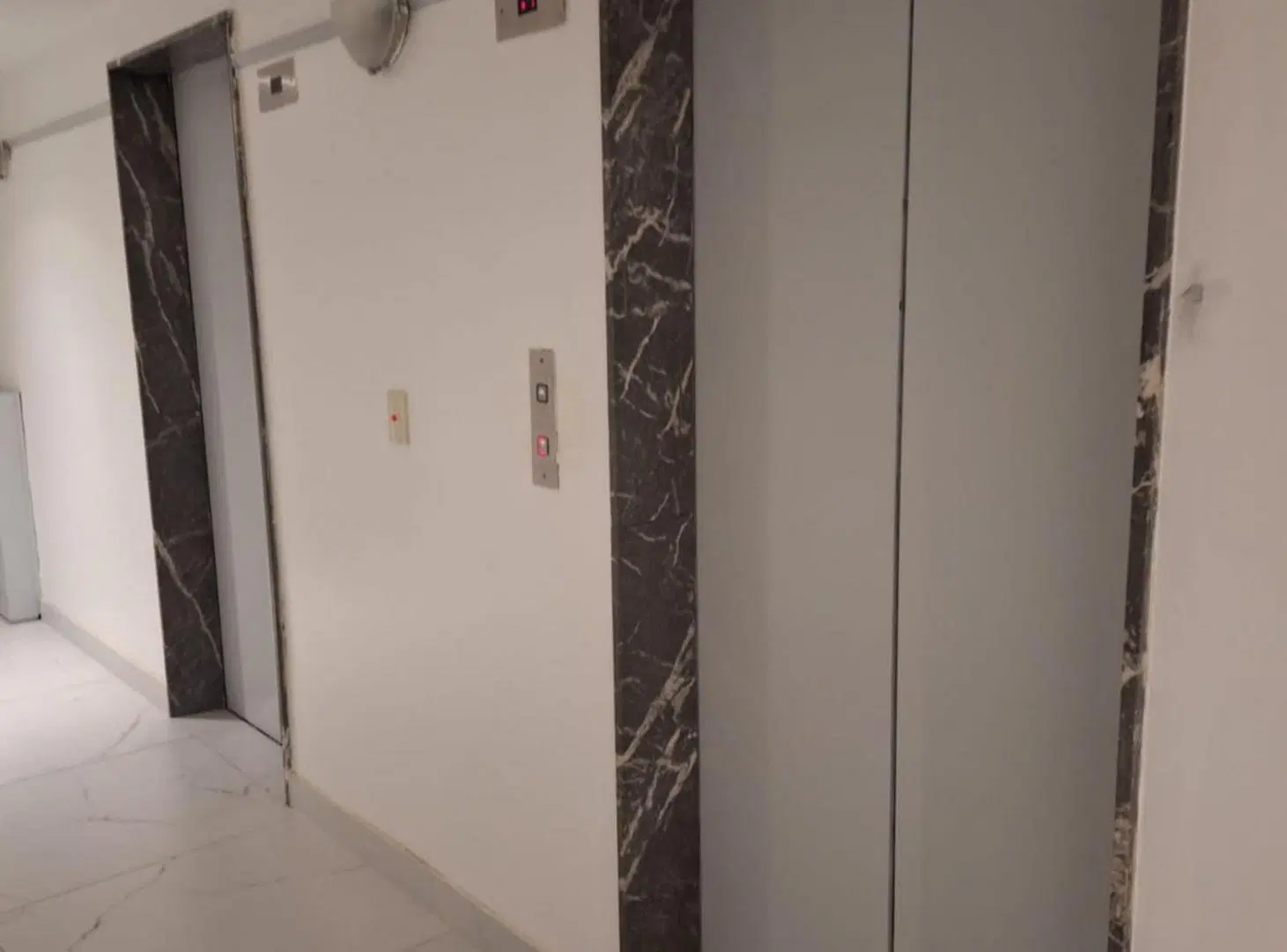EN VENTA DEPTO 2 AMB APTO PROFESIONAL EN RETIRO 5