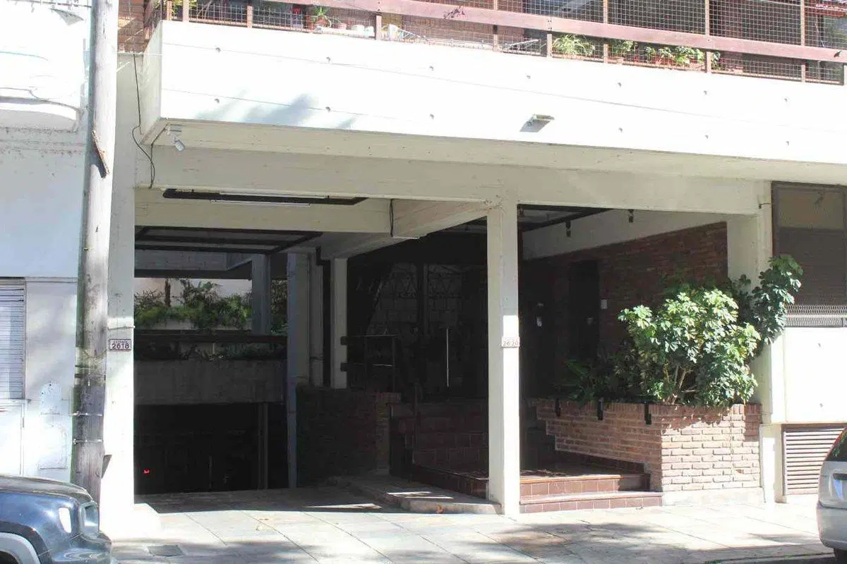 VENTA en edificio de COCHERAS OLIVOS MAIPÚ 2