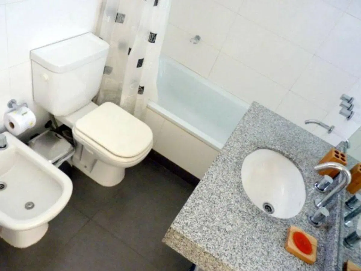 EN VENTA MONOAMBIENTE CON BALCÓN - COGLHAN 3